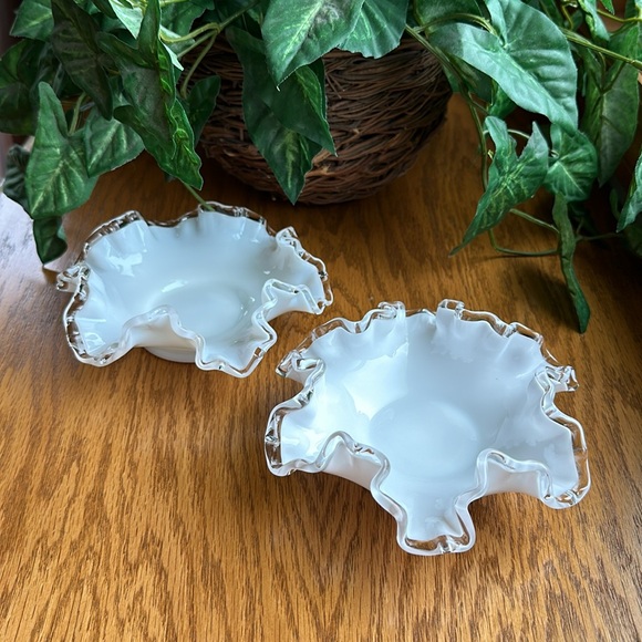FENTON Milk Glass Silver Crested Ruffled Edge Candy Trinket Dish Duo 6”Dia 2”H - Picture 2 of 12